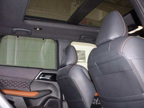 Used 2022 Mitsubishi Outlander SEL image 7