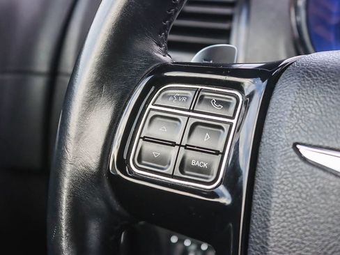 Used 2014 Chrysler 300 S image 22