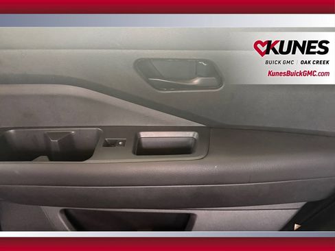 Used 2025 Nissan Pathfinder SV AWD/4WD image 35