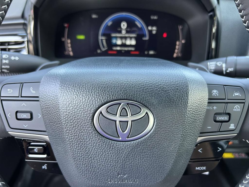 New 2026 Toyota Camry Hybrid FWD image 27