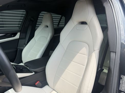 Used 2025 Porsche Panamera 4 AWD/4WD image 5