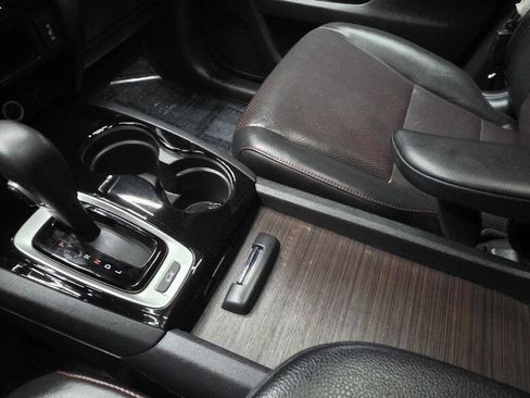 Used 2017 Honda Ridgeline Black Edition image 25