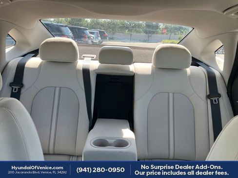 Used 2024 Hyundai Sonata SEL w/ Convenience Package FWD image 12