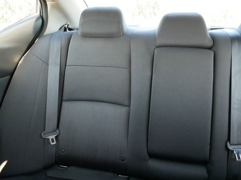 Used 2021 Nissan Altima 2.5 SV FWD image 12