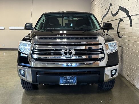 Used 2016 Toyota Tundra SR5 w/ TRD Off Road Package AWD/4WD image 11