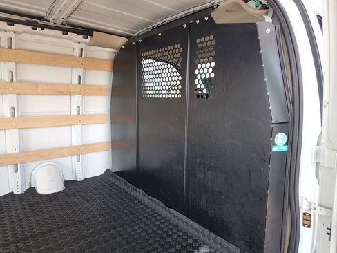 Used 2024 GMC Savana 2500 Work Van w/ Driver Convenience Package image 15