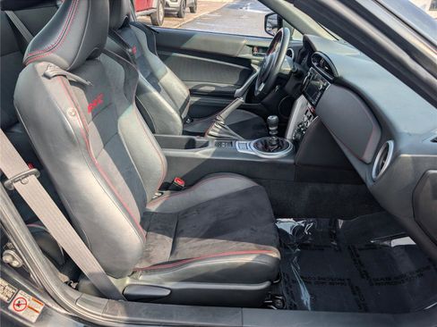 Used 2018 Subaru BRZ Limited w/ Performance Package image 11