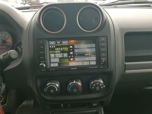 Used 2016 Jeep Patriot 75th Anniversary w/ Power Value Group image 28