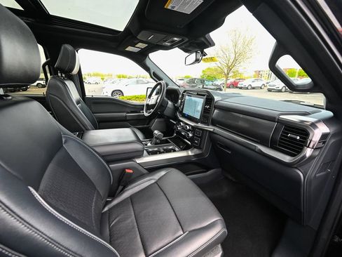 Used 2025 Ford F150 Lariat AWD/4WD image 24