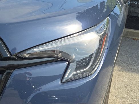 Used 2023 Subaru Ascent Onyx Edition AWD/4WD image 6