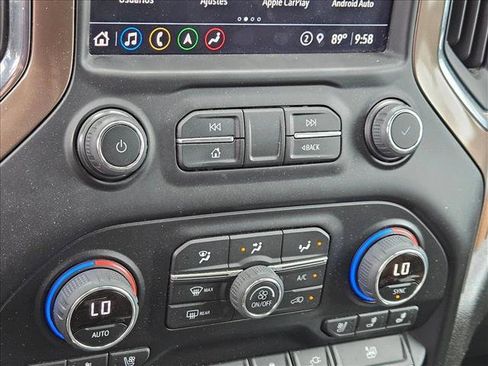Used 2022 Chevrolet Silverado 3500 High Country AWD/4WD image 15