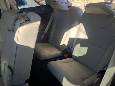 Certified 2024 Volvo XC90 B5 Plus image 16