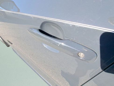 Used 2023 Toyota Corolla LE image 6