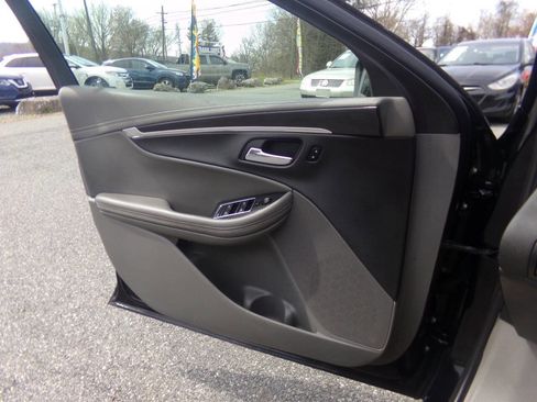 Used 2016 Chevrolet Impala LTZ image 30