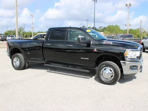 Used 2024 RAM 3500 Big Horn AWD/4WD image 14