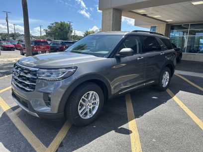 New 2025 Ford Explorer Active w/ Active Comfort Package