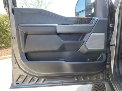 Used 2024 Ford F250 Lariat w/ Lariat Ultimate Package image 25