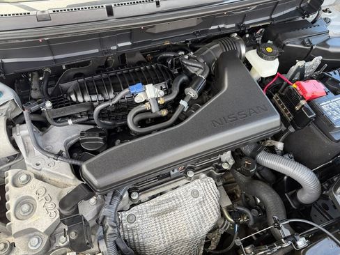 Used 2019 Nissan Rogue SL AWD/4WD image 30