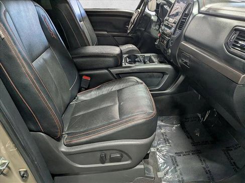 Used 2020 Nissan Titan PRO-4X w/ Pro-4x Convenience Package AWD/4WD image 26