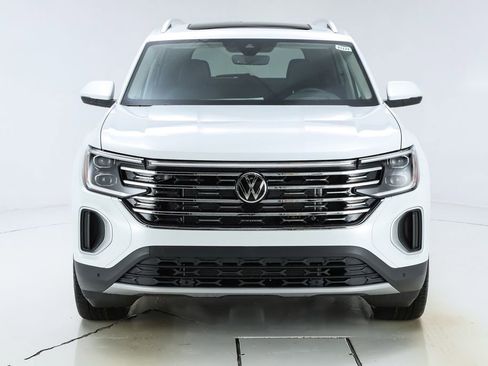New 2026 Volkswagen Atlas SEL image 16