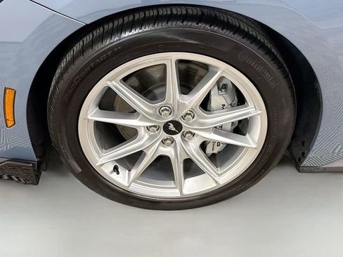 Used 2025 Ford Mustang GT Premium RWD image 29