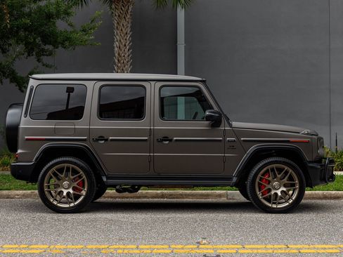 Used 2025 Mercedes-Benz G 63 AMG 4MATIC w/ Night Package Magno image 7