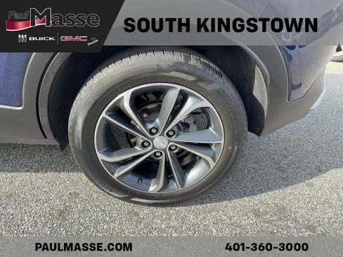 Used 2023 Buick Encore GX Select image 9