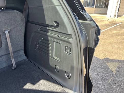 New 2026 Chevrolet Traverse LT w/ Sun and Wheel Package FWD image 14