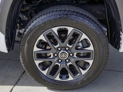 Used 2024 Toyota Tundra Limited image 13