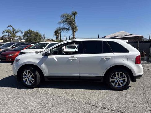 Used 2013 Ford Edge SEL FWD image 2