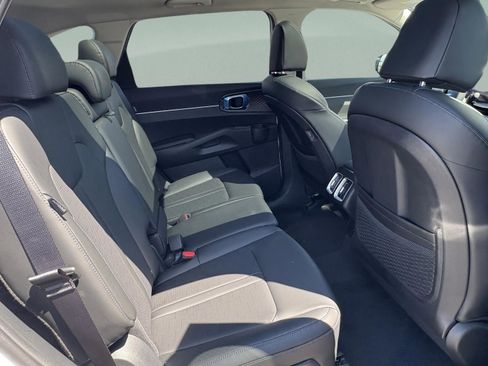 New 2026 Kia Sorento S w/ S Panoramic Sunroof Package image 36