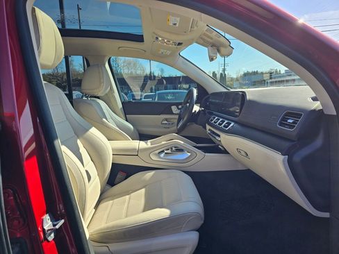 Used 2020 Mercedes-Benz GLS 450 4MATIC image 10