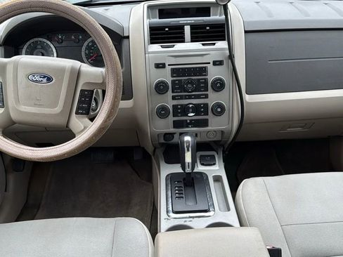 Used 2010 Ford Escape 2WD Hybrid image 15