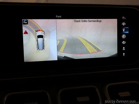 Used 2023 Mercedes-Benz GLS 450 4MATIC image 24