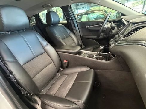 Used 2016 Chevrolet Impala LT w/ Convenience Package FWD image 8