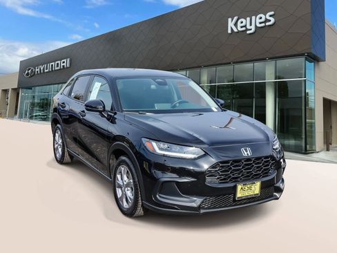 Used 2023 Honda HR-V LX image 3