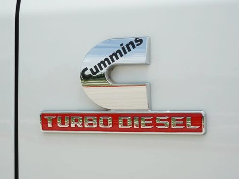 Used 2026 RAM 2500 Limited AWD/4WD image 9