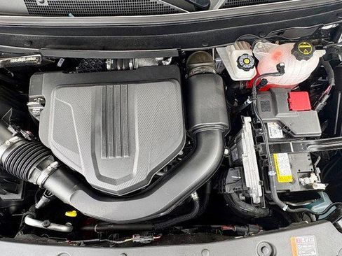 Used 2025 Buick Enclave Avenir w/ Super Cruise Package image 10