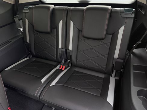 New 2026 Volkswagen Atlas Peak Edition AWD/4WD image 30