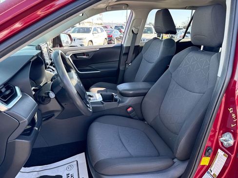 Used 2022 Toyota RAV4 XLE w/ Convenience Package AWD/4WD image 11