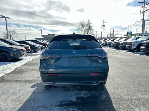 Used 2023 Honda HR-V Sport image 12