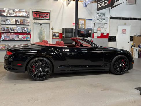 Used 2022 Bentley Continental GT Speed image 4