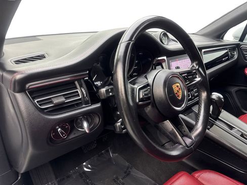 Used 2023 Porsche Macan AWD/4WD image 49