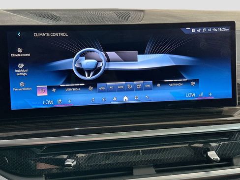 Certified 2024 BMW X6 xDrive40i w/ Parking Assistance Package AWD/4WD image 16