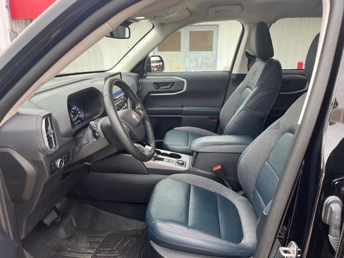 Used 2023 Ford Bronco Sport Outer Banks w/ Tech Package image 24