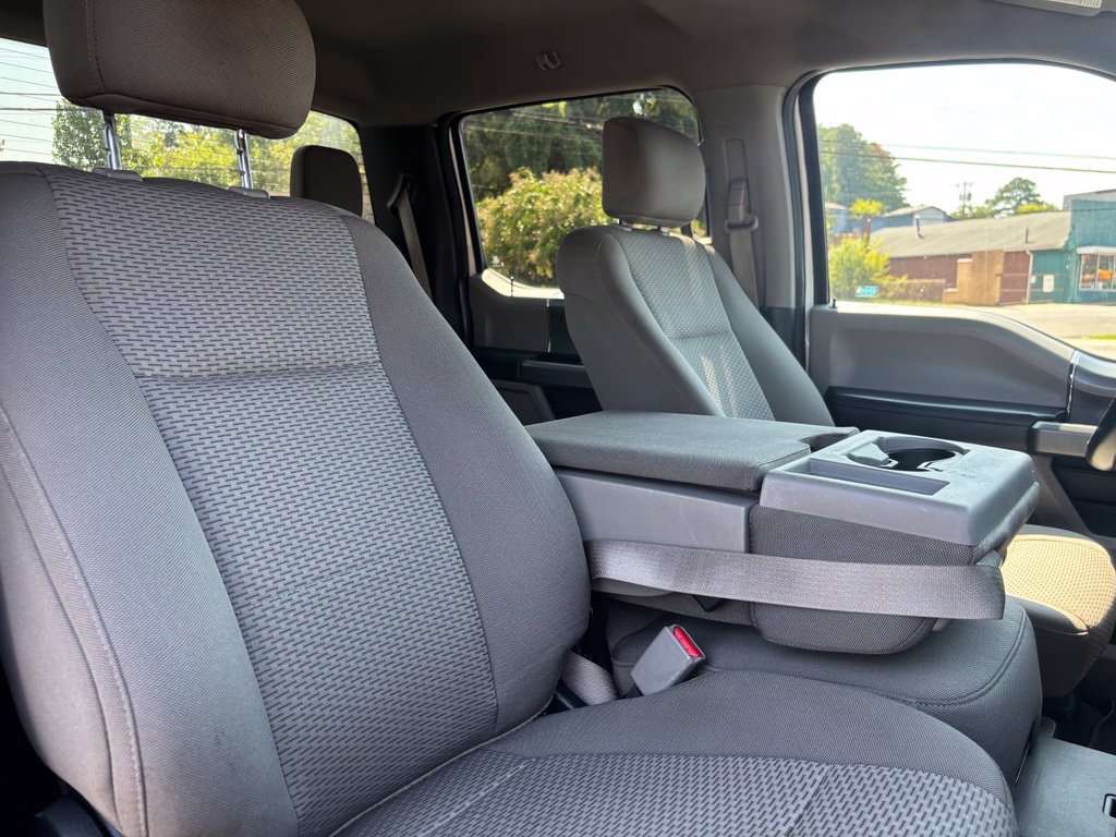 Used 2017 Ford F250 XLT w/ XLT Premium Package AWD/4WD image 32