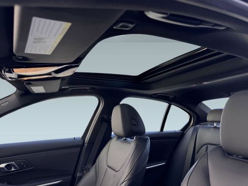 Used 2025 BMW 330i 330i w/ Convenience Package image 14