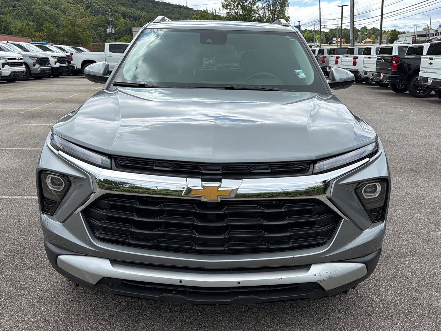 Used 2025 Chevrolet TrailBlazer LT w/ Driver Confidence Package FWD image 5