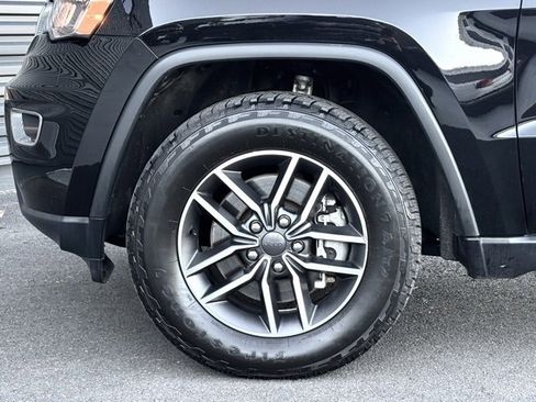 Used 2021 Jeep Grand Cherokee Limited w/ Luxury Group II image 11