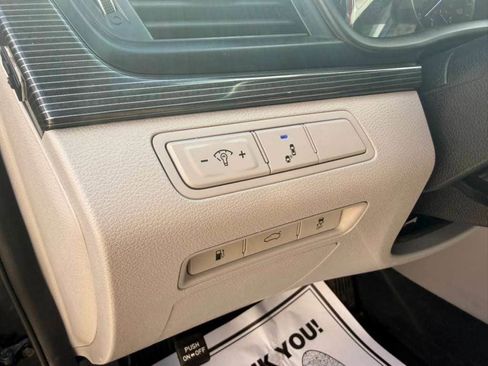Used 2018 Hyundai Sonata Limited FWD image 13